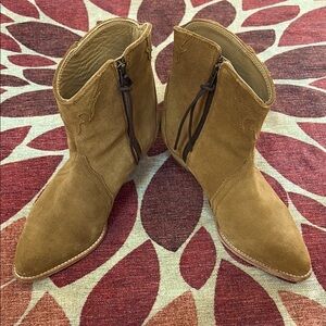 Free People New Frontier Tan Suede Ankle Boots 39 US 9